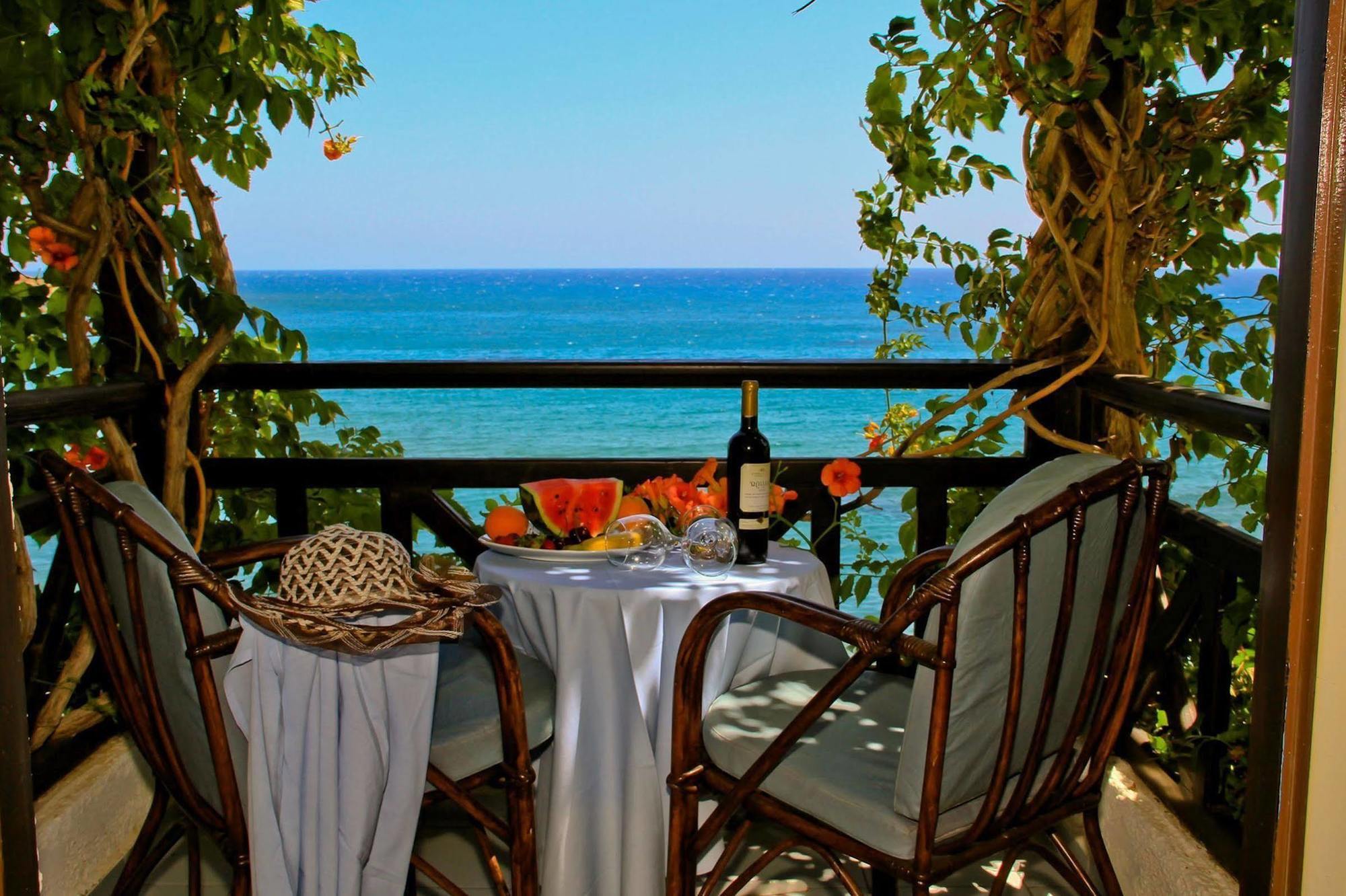 Azure Mare Hotel Limin Chersonisou Exterior photo